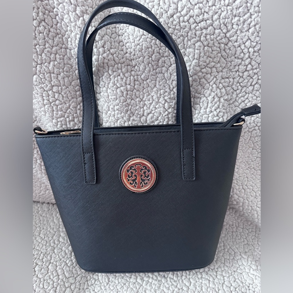 Deluxity - Los Angeles - Black Tote Handbag Purse NWOT